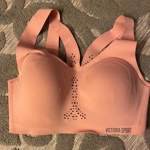 VS sports bra